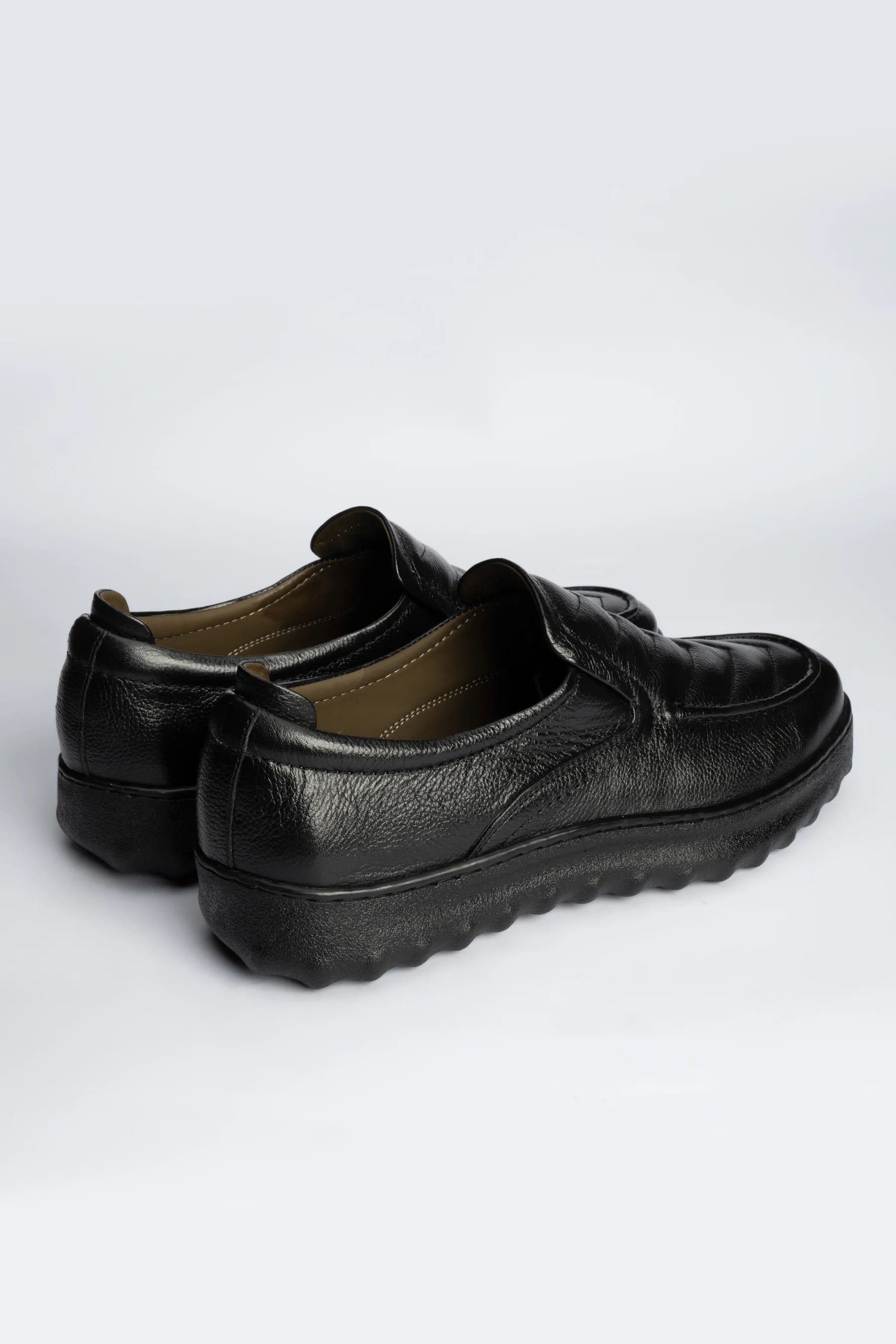 MONTAVELLE SLIP ONS